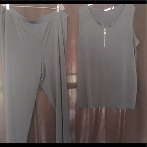 Susan Graver liquid knit pants set